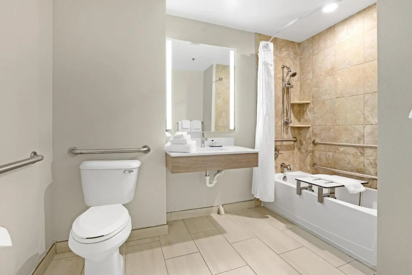 Holiday Inn Express Gulfport Beach by IHG