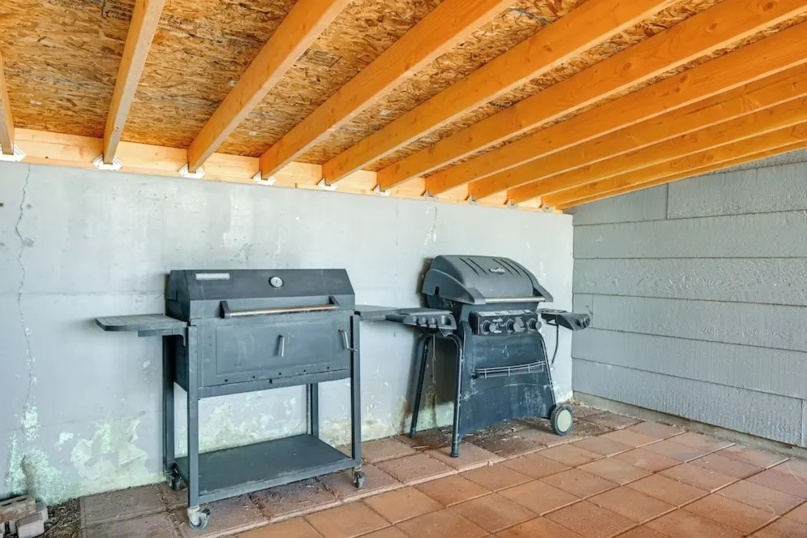 8 Mi to Hiking: Home w/ Patio in Dtwn Pioche