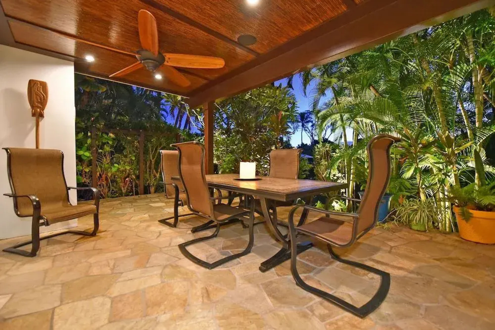 Puamana 55-4 2 Bedrooms 2.5 Bathrooms Townhouse