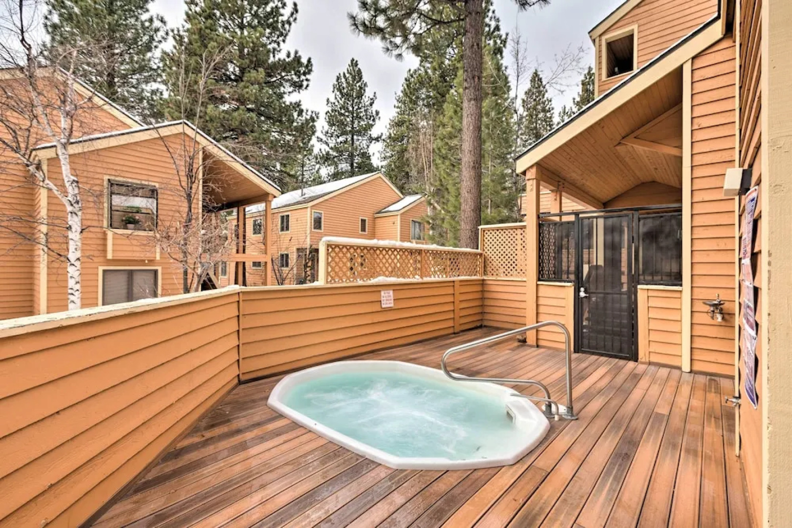 Corner-unit Condo w/ Grill: Walk to Lake Tahoe!
