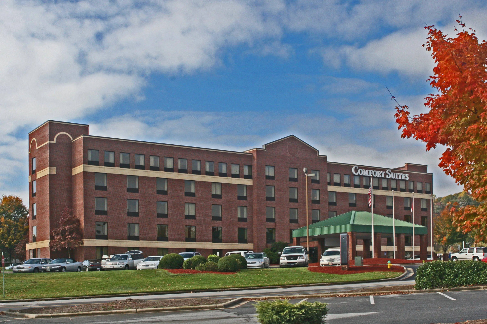 Comfort Suites Outlet Center