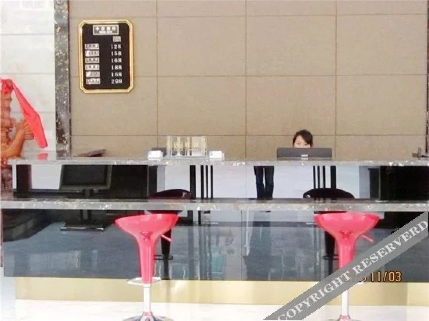 Yijia Theme Hotel (Nanchang County Xiangyang Road)