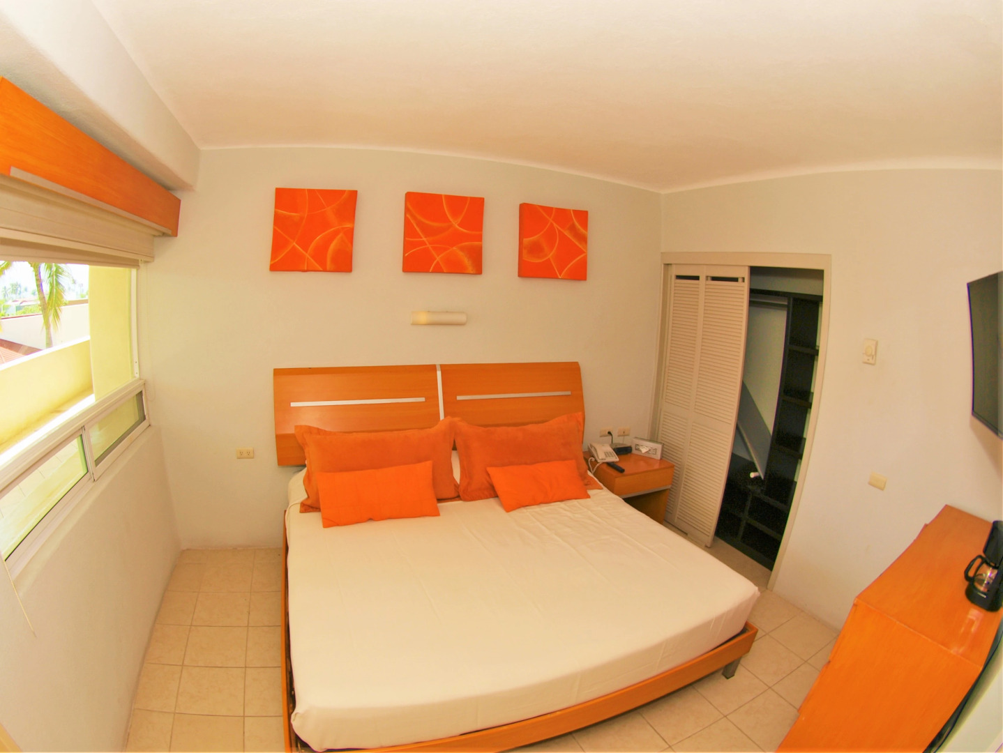 Camino Real Manzanillo