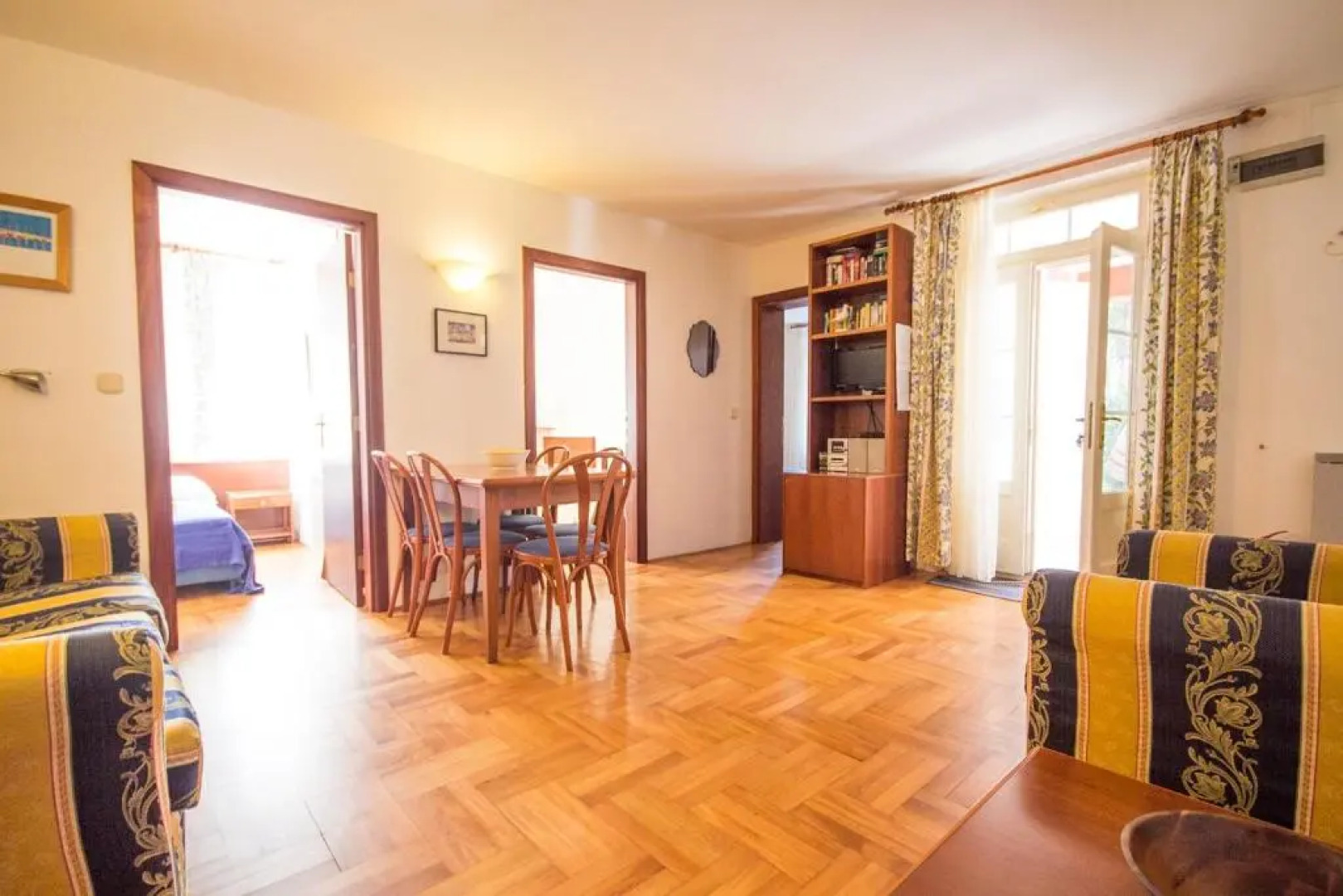 Apartments Valdepian