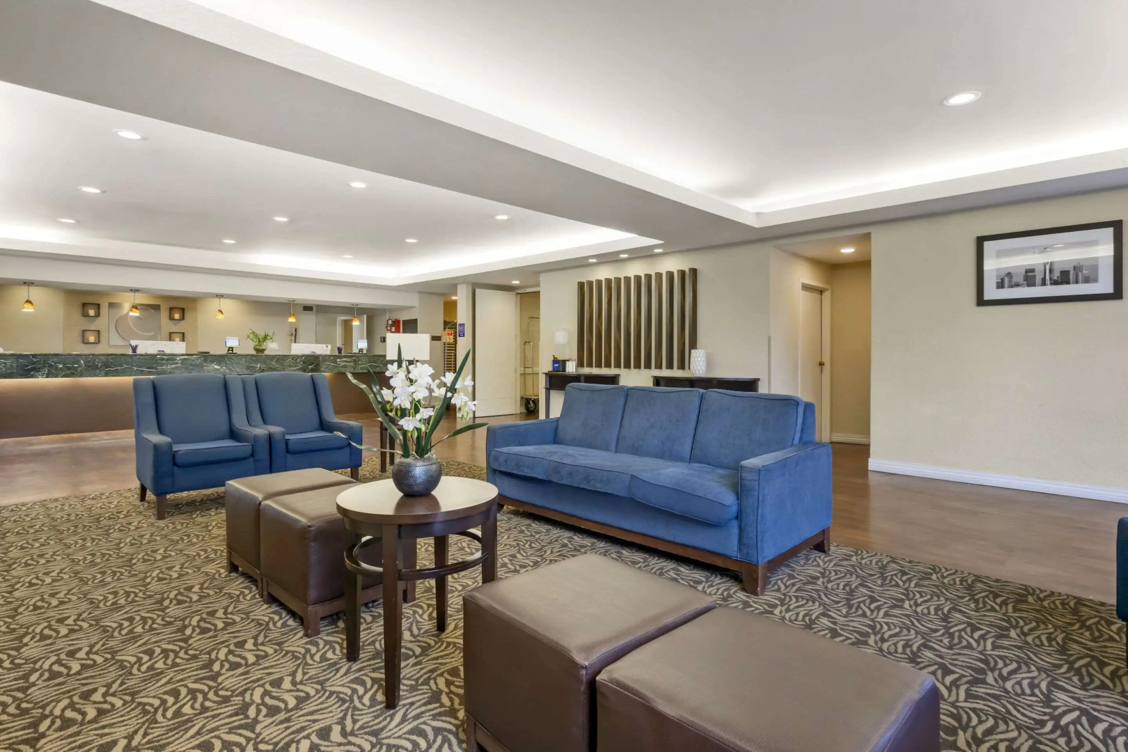 Comfort Inn & Suites Sea-Tac Airport