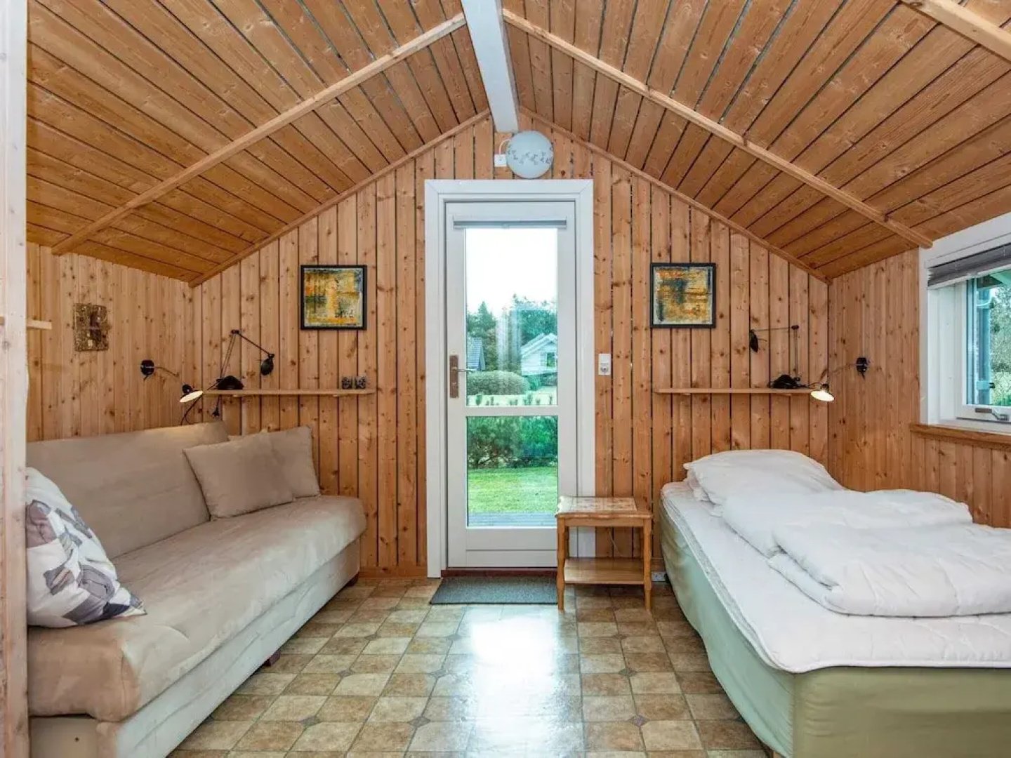 Delightful Holiday Home in Hovborg Jutland with Whirlpool