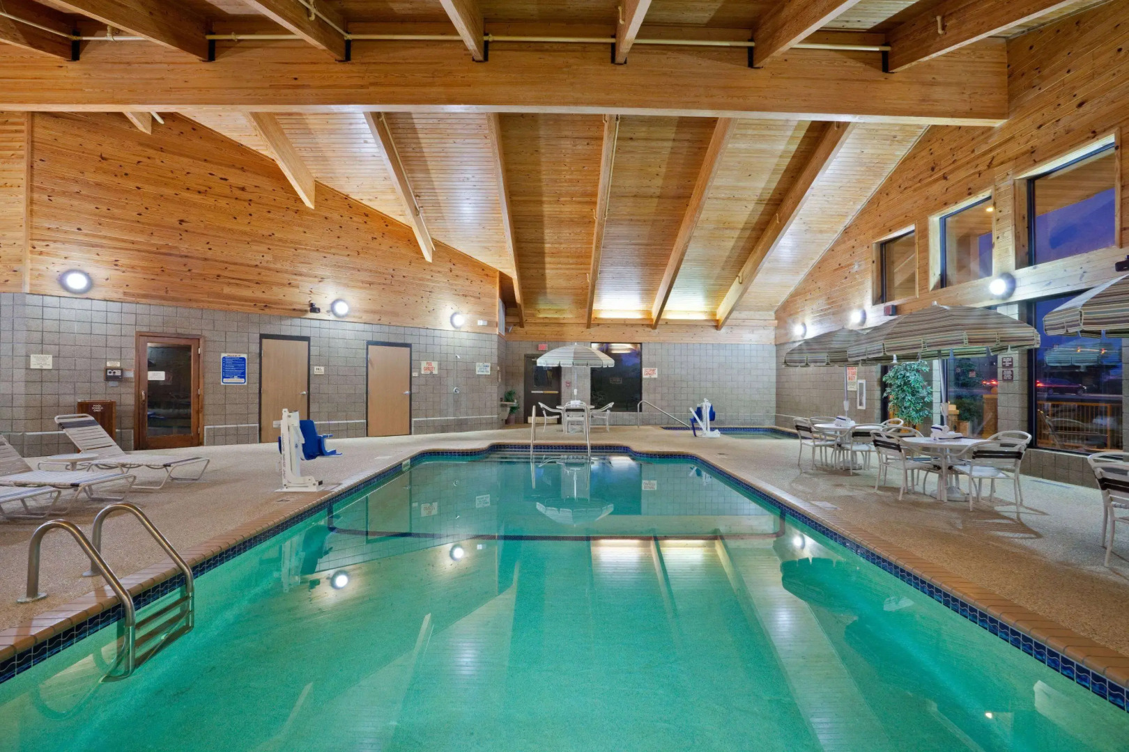 AmericInn by Wyndham Chanhassen