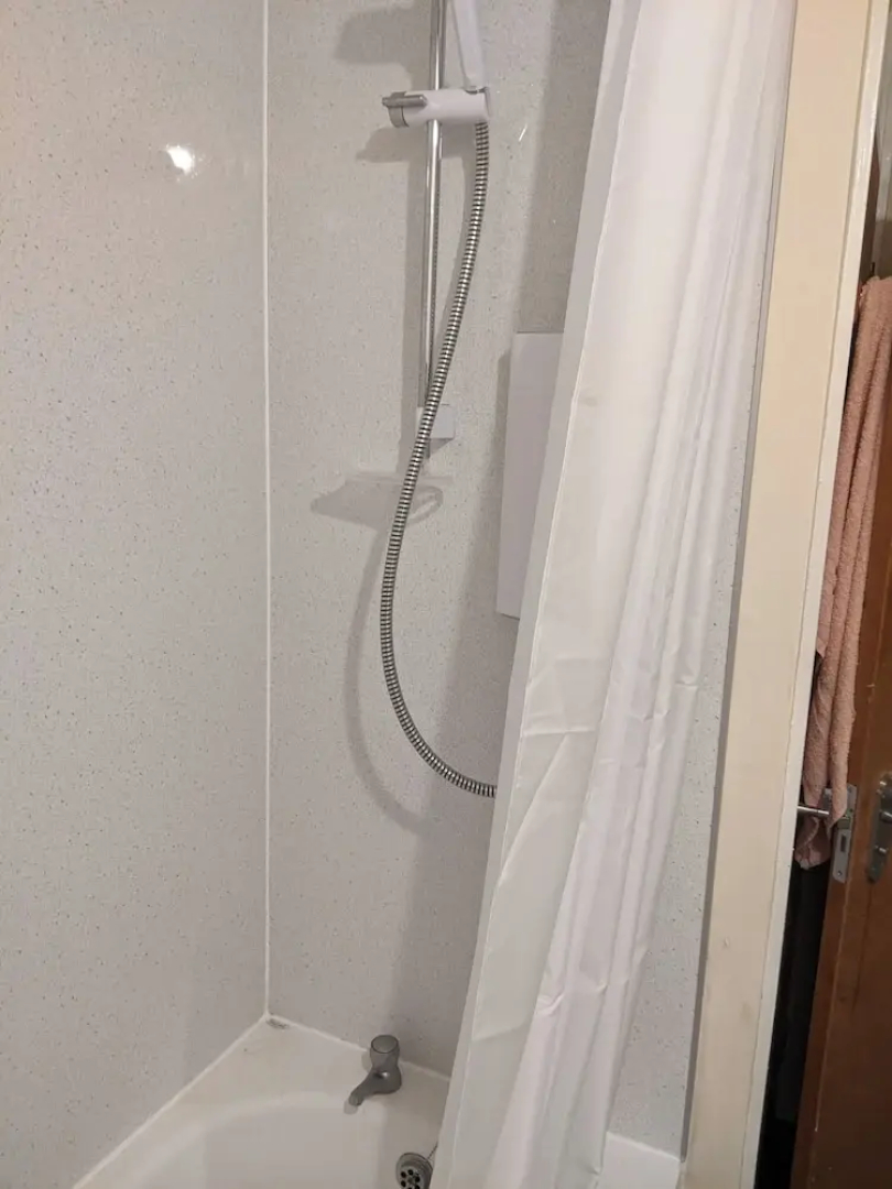 5guests/near Beach/2br/parking/wifi