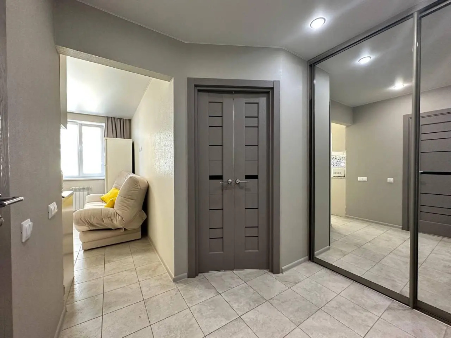 EasyRent на улице Дыбенко 27А