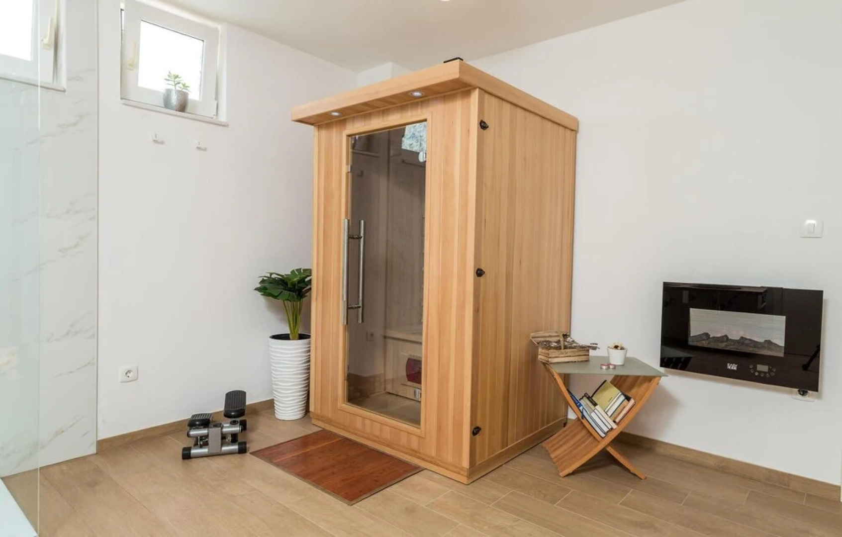 Amazing Home in Pinezici With Wifi and 4 Bedrooms