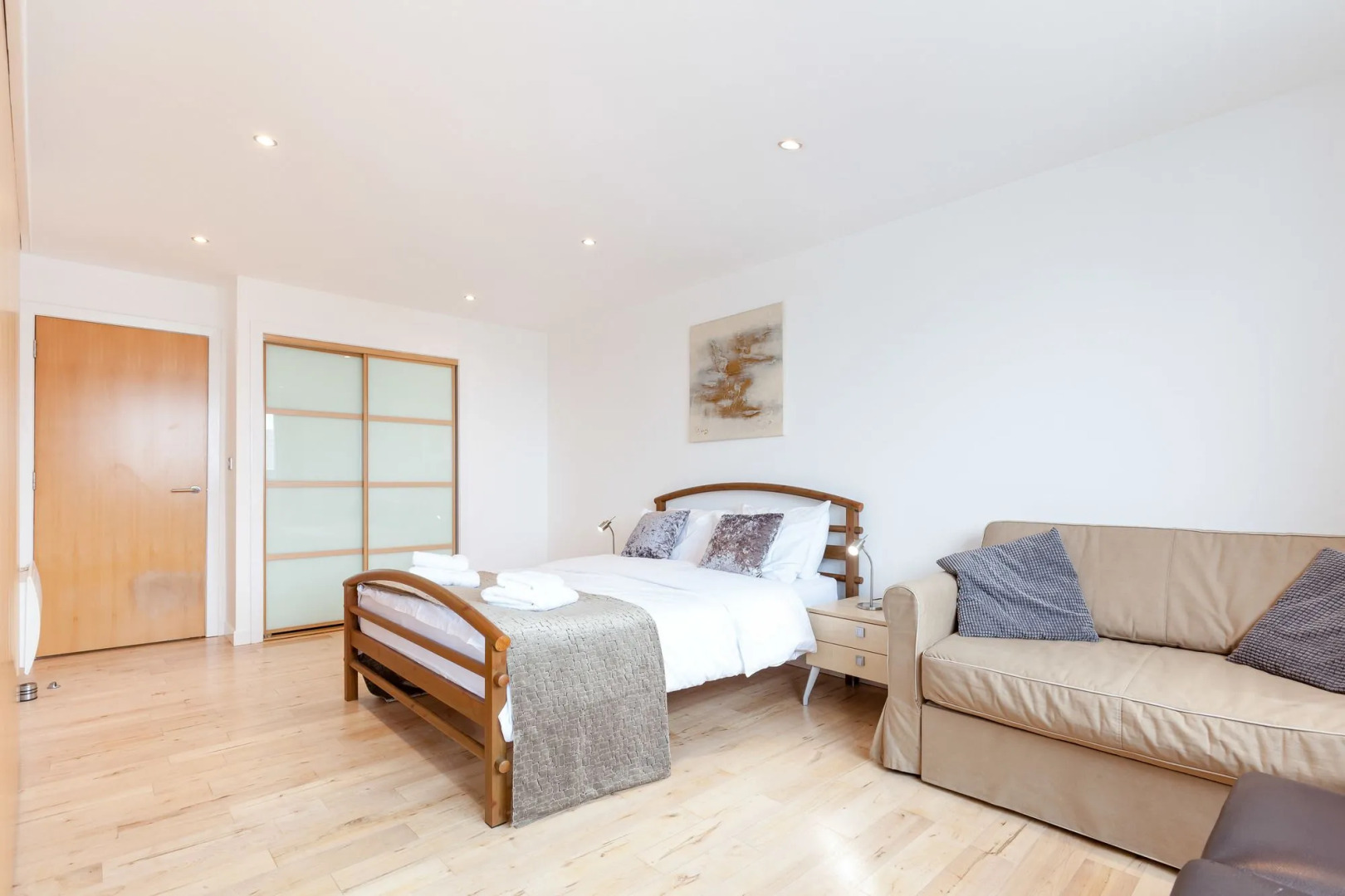 Edinburgh Penthouse Accommodation