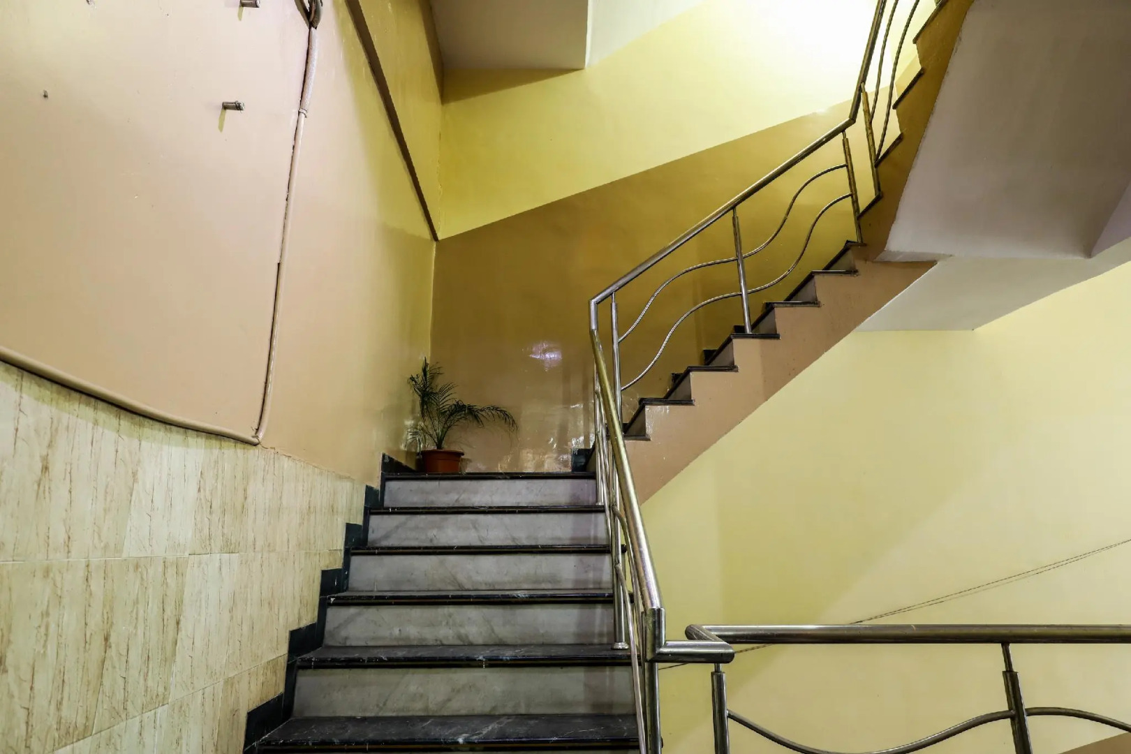 OYO Flagship 12742 Vasundhra Heights