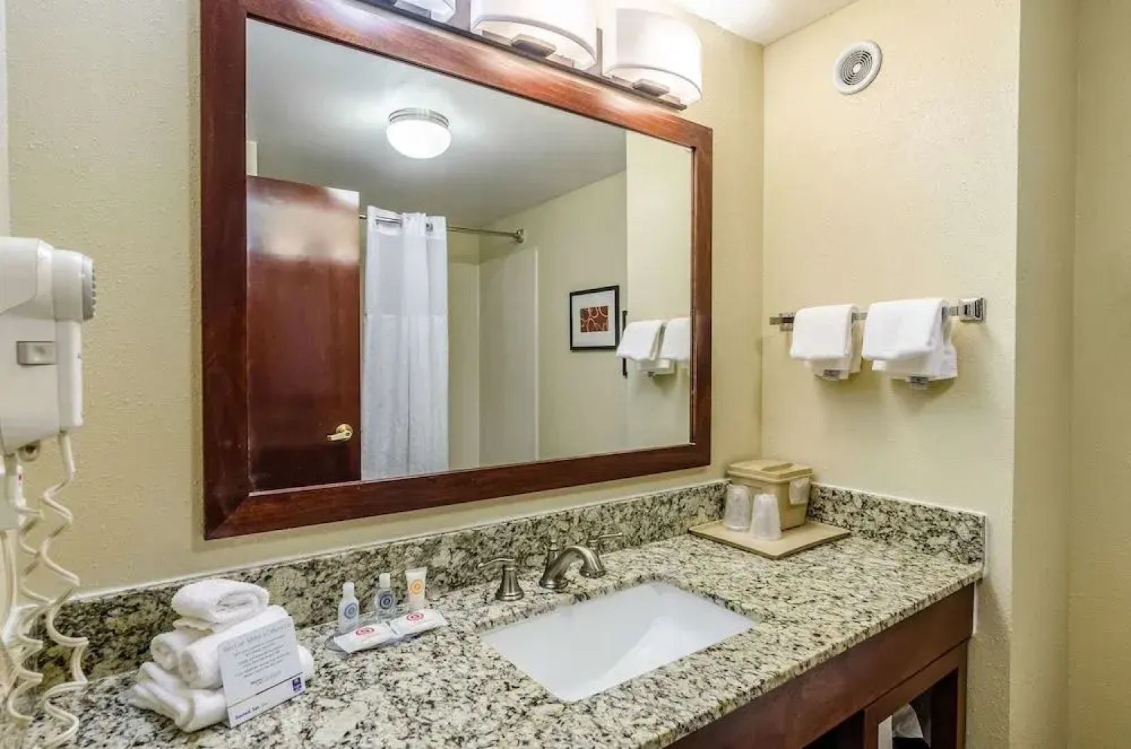 Comfort Inn And Suites Radford