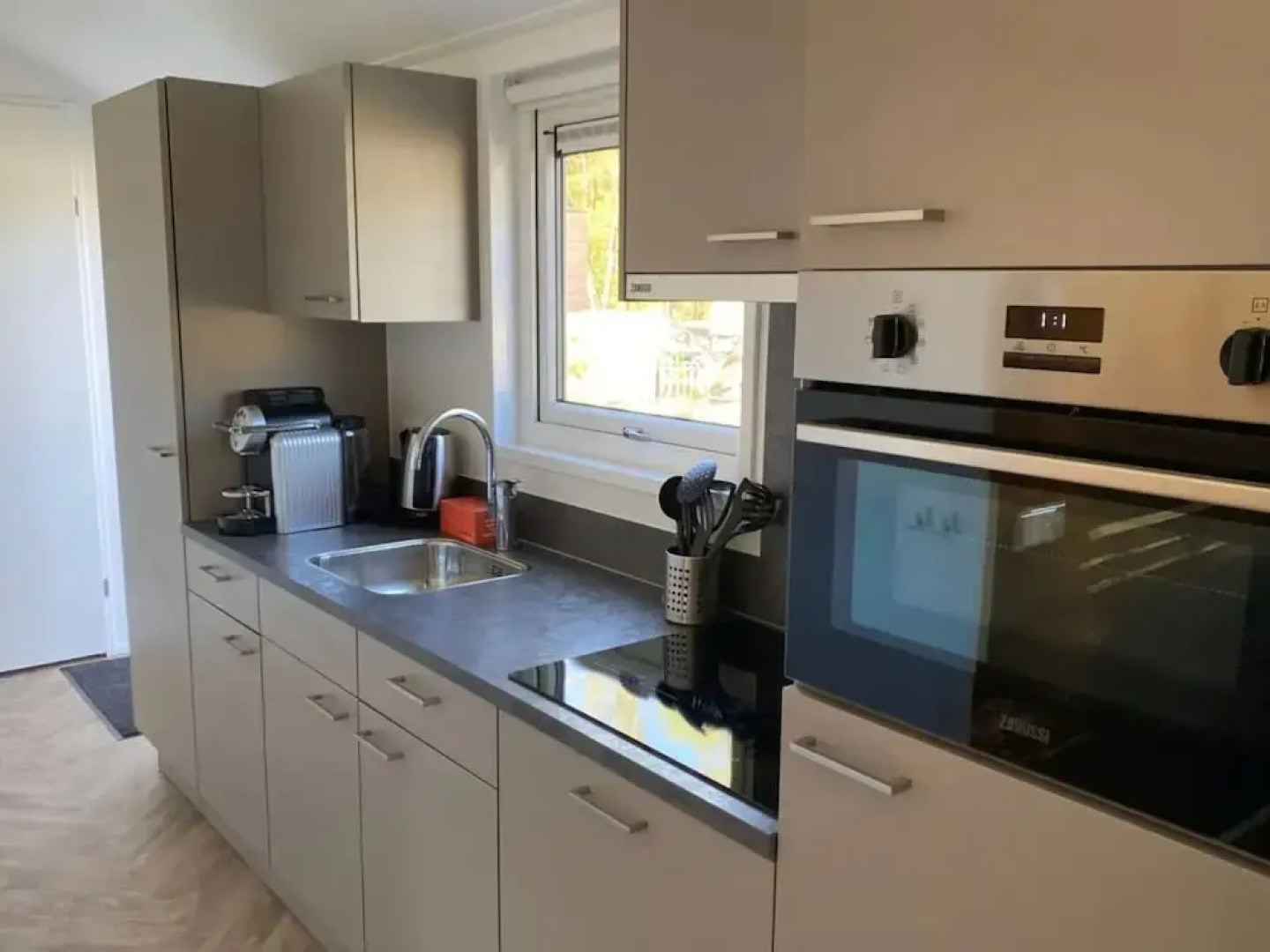 Nice Chalet in a Holiday Park, Adjacent to the Hoge Veluwe National Park