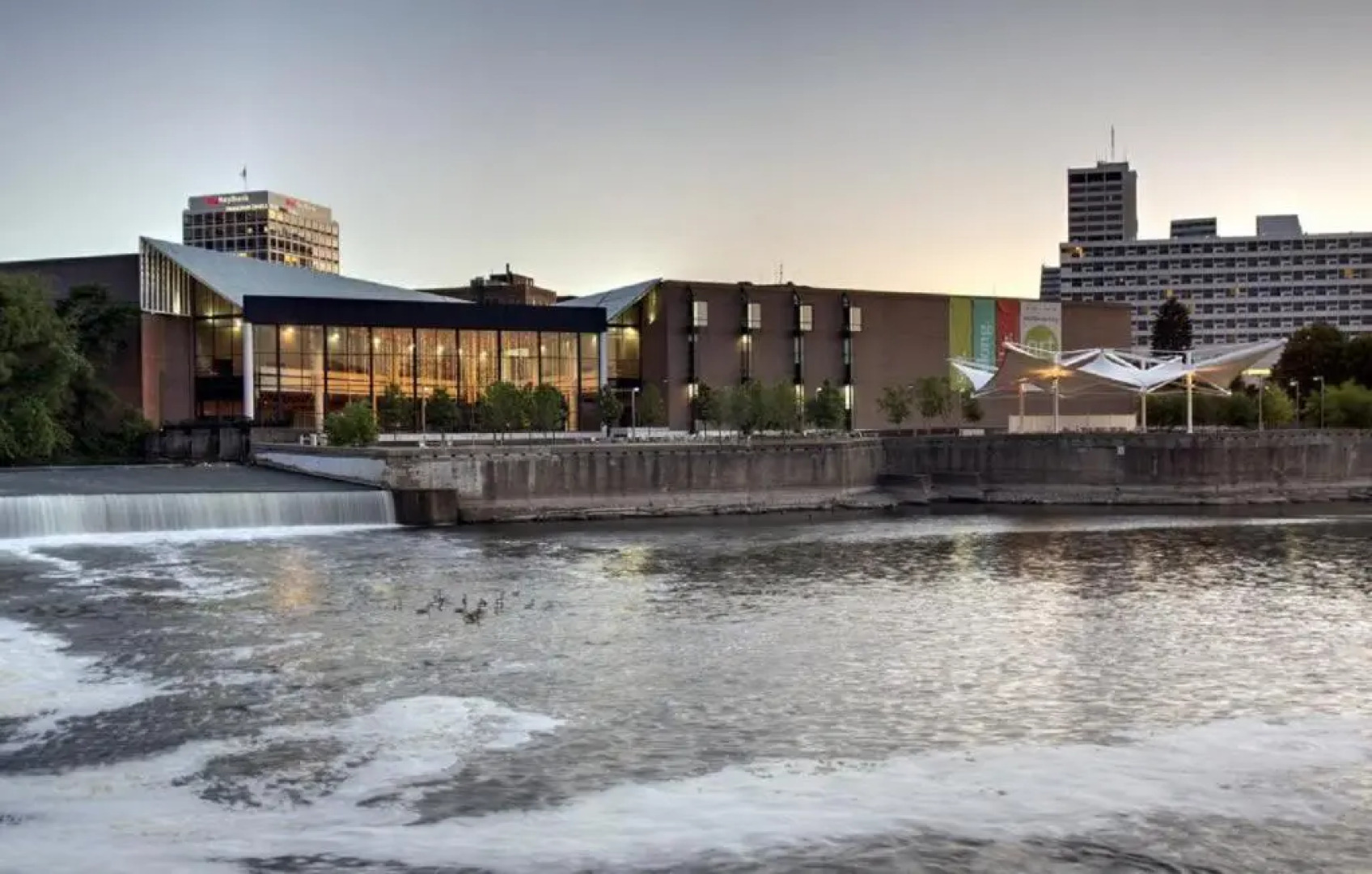 Hyatt Place South Bend / Mishawaka