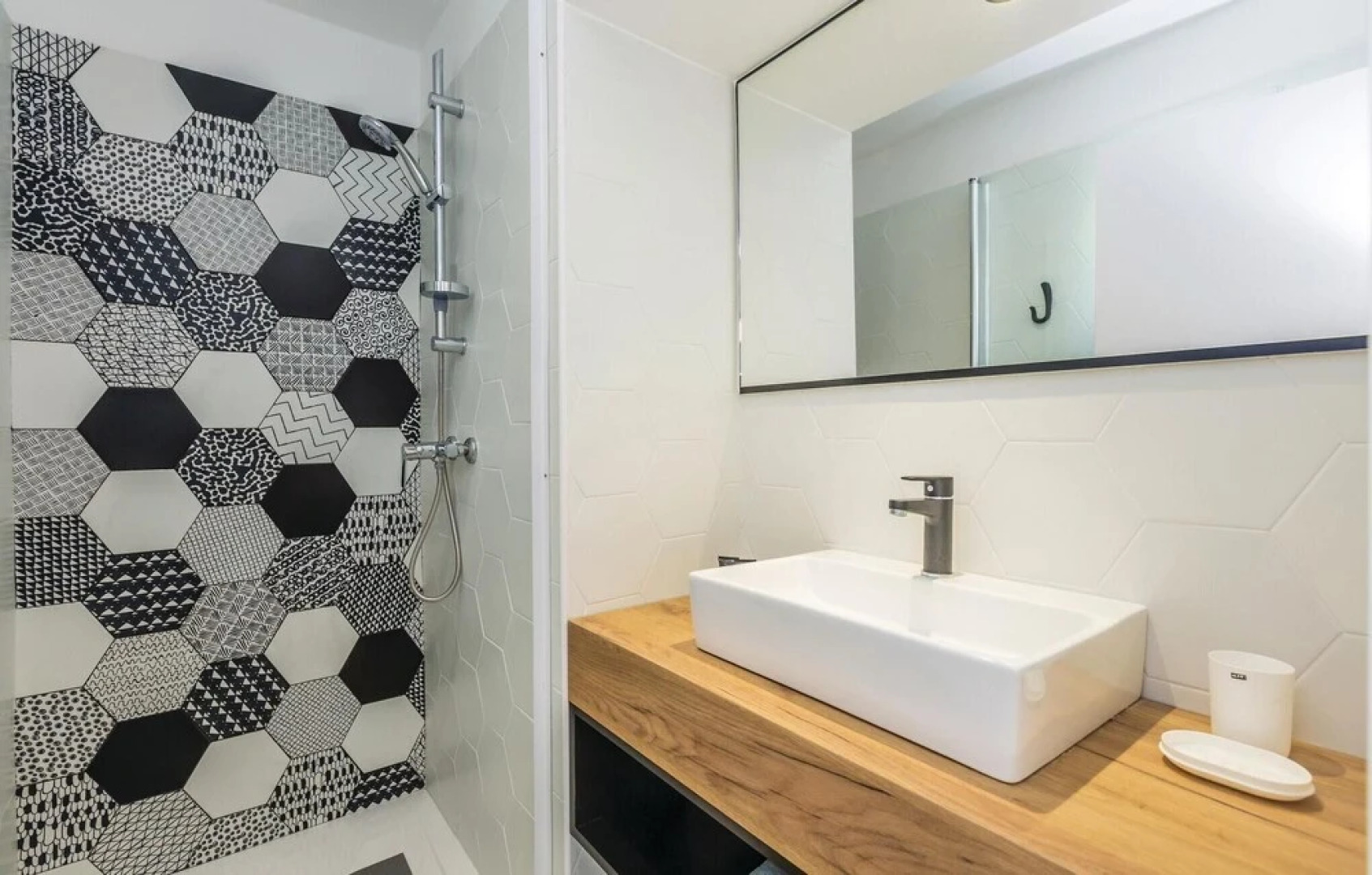 Amazing Home in Kornic With Wifi and 5 Bedrooms