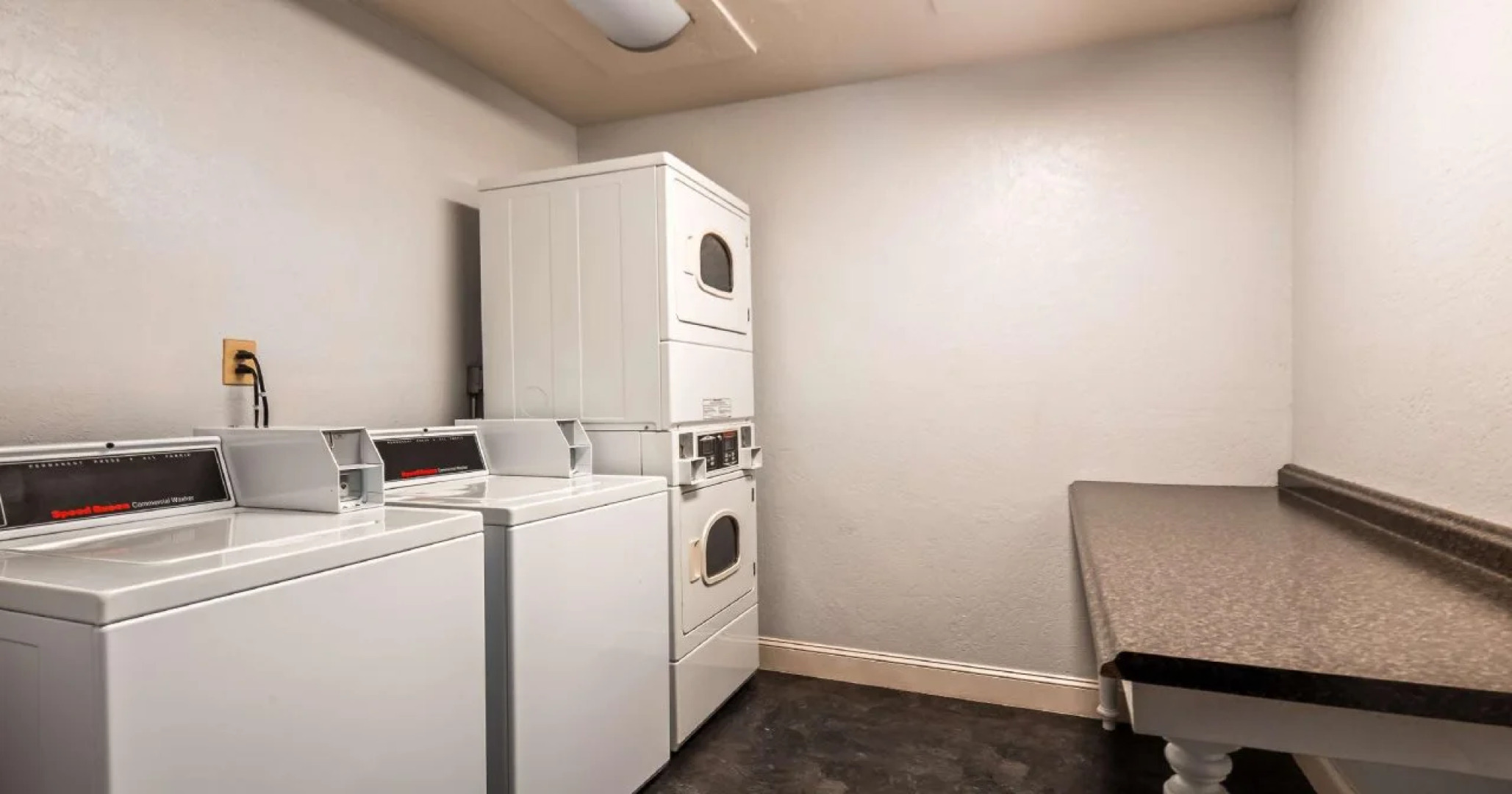 Best Western Plus Hilltop Inn