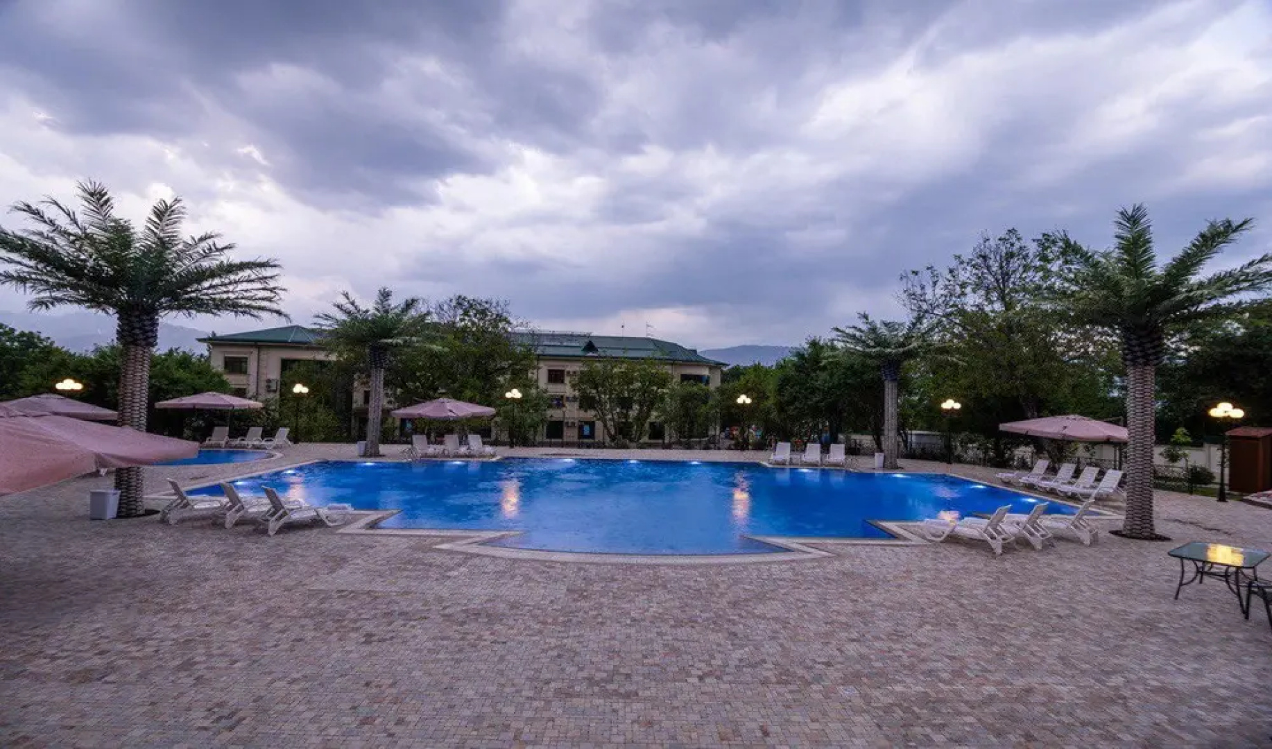 Wellmore Resort Hotel Charvak