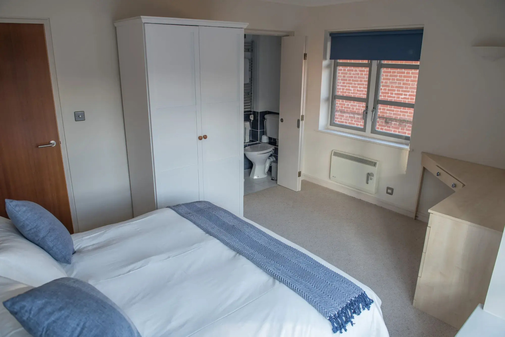 Toothbrush Apartments - Central Ipswich