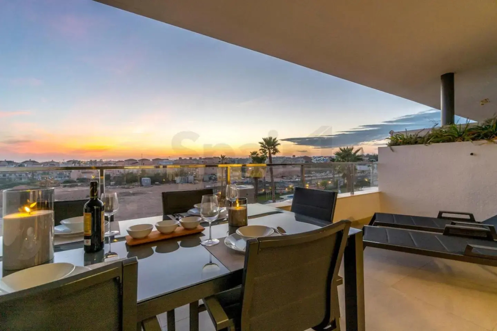 Exclusive apartment in Flamenca Village with gym, sauna, 3 pools - 600 m from the beach