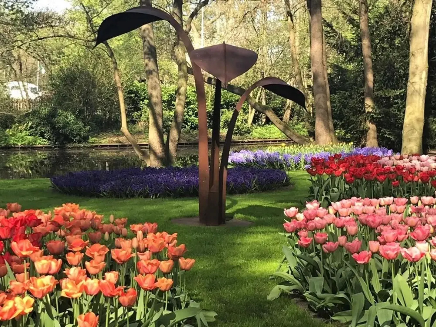 Stylish Bungalow With Gorgeous Location on Reeuwijk Lake