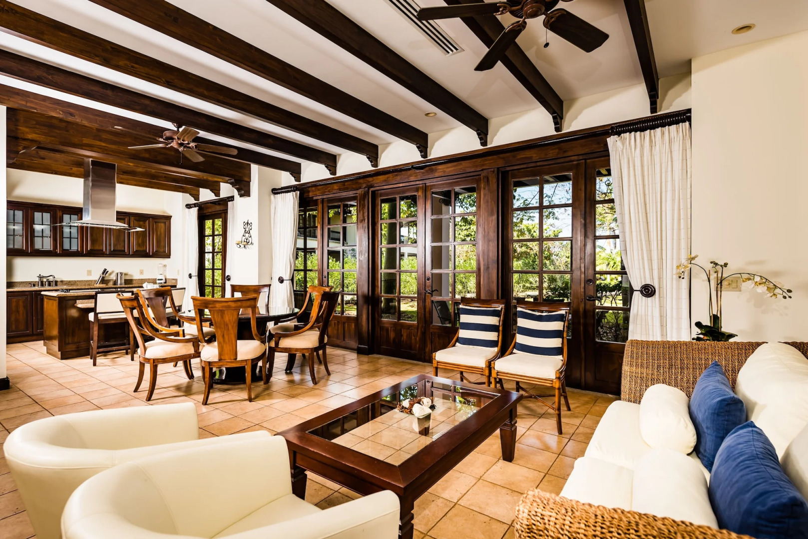Luxury Vacation Rentals At Hacienda Pinilla