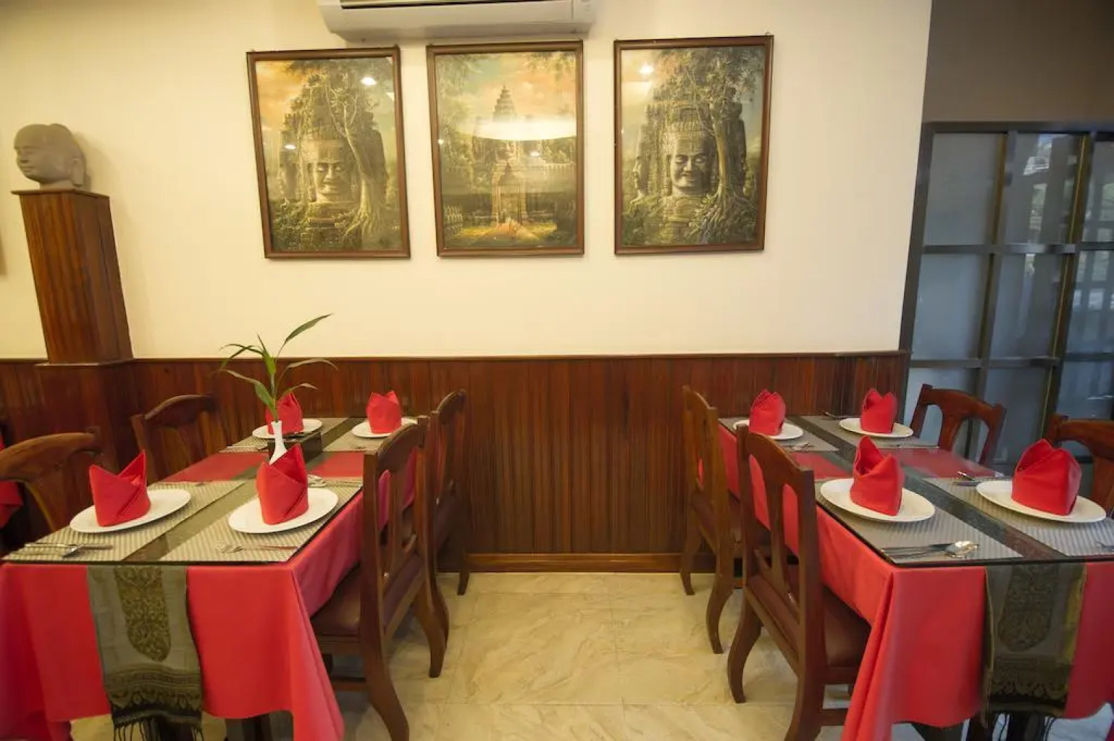 Reaksmey Chanreas Hotel