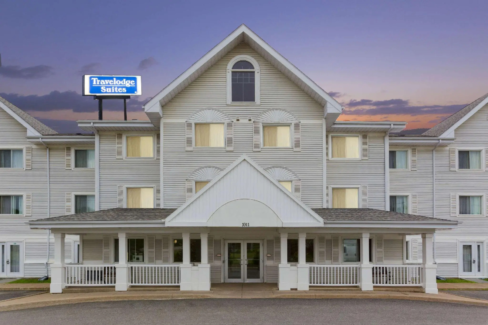 Travelodge Suites by Wyndham Saint John