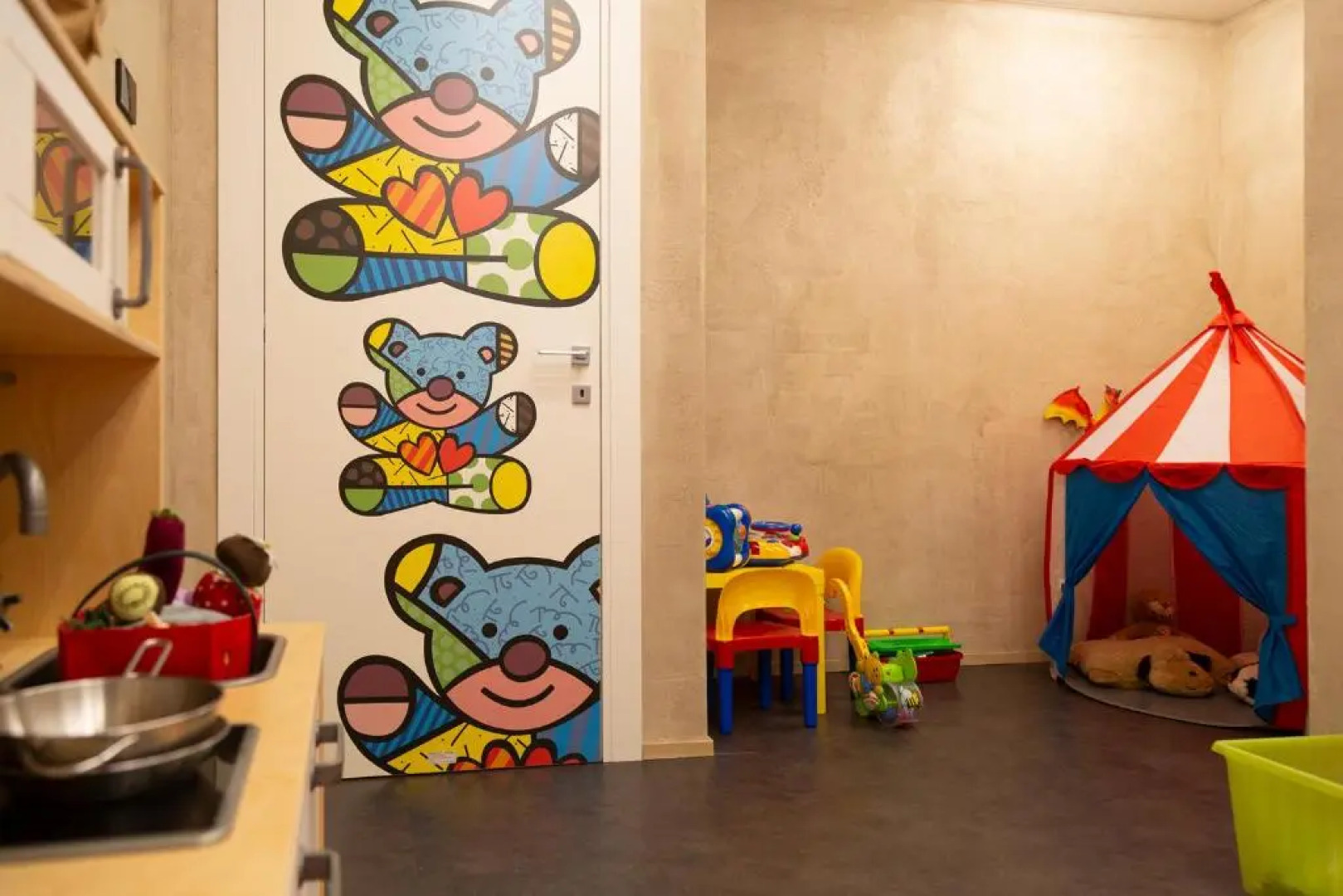 Bergman Mountain Hotel