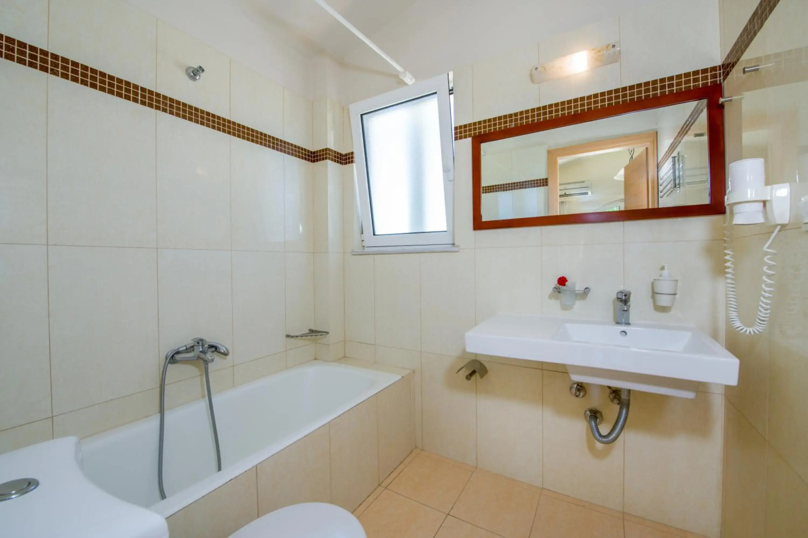 Toxo Hotel