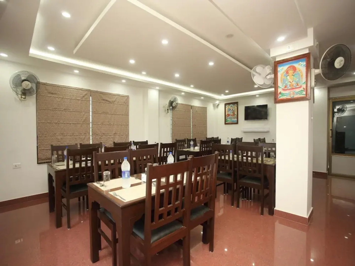 Hotel Aloka Inn