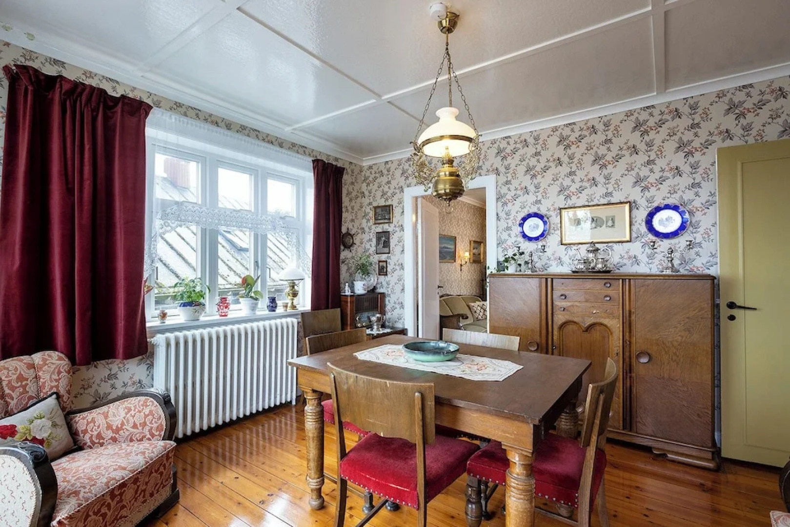 Downtown - Retro Decor - Stunning Views - Terrace