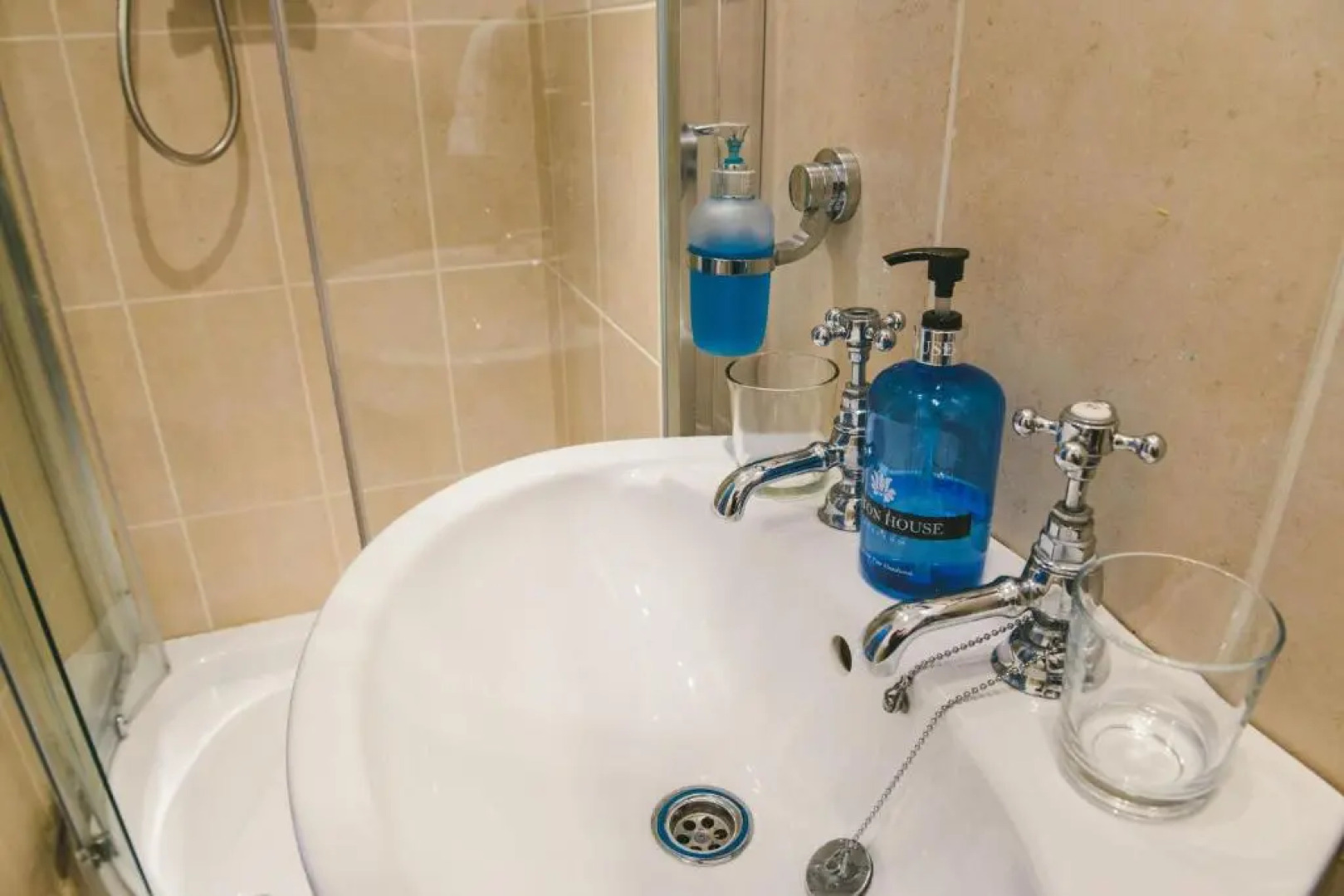 Angel House Bed & Breakfast