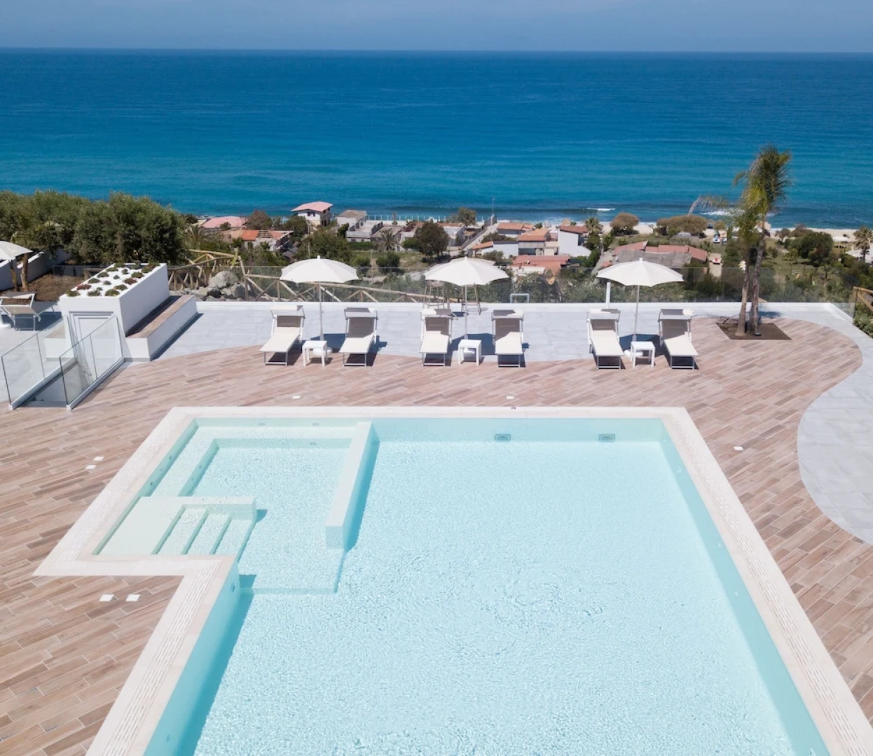 Midenza Seaside & Nature Retreat