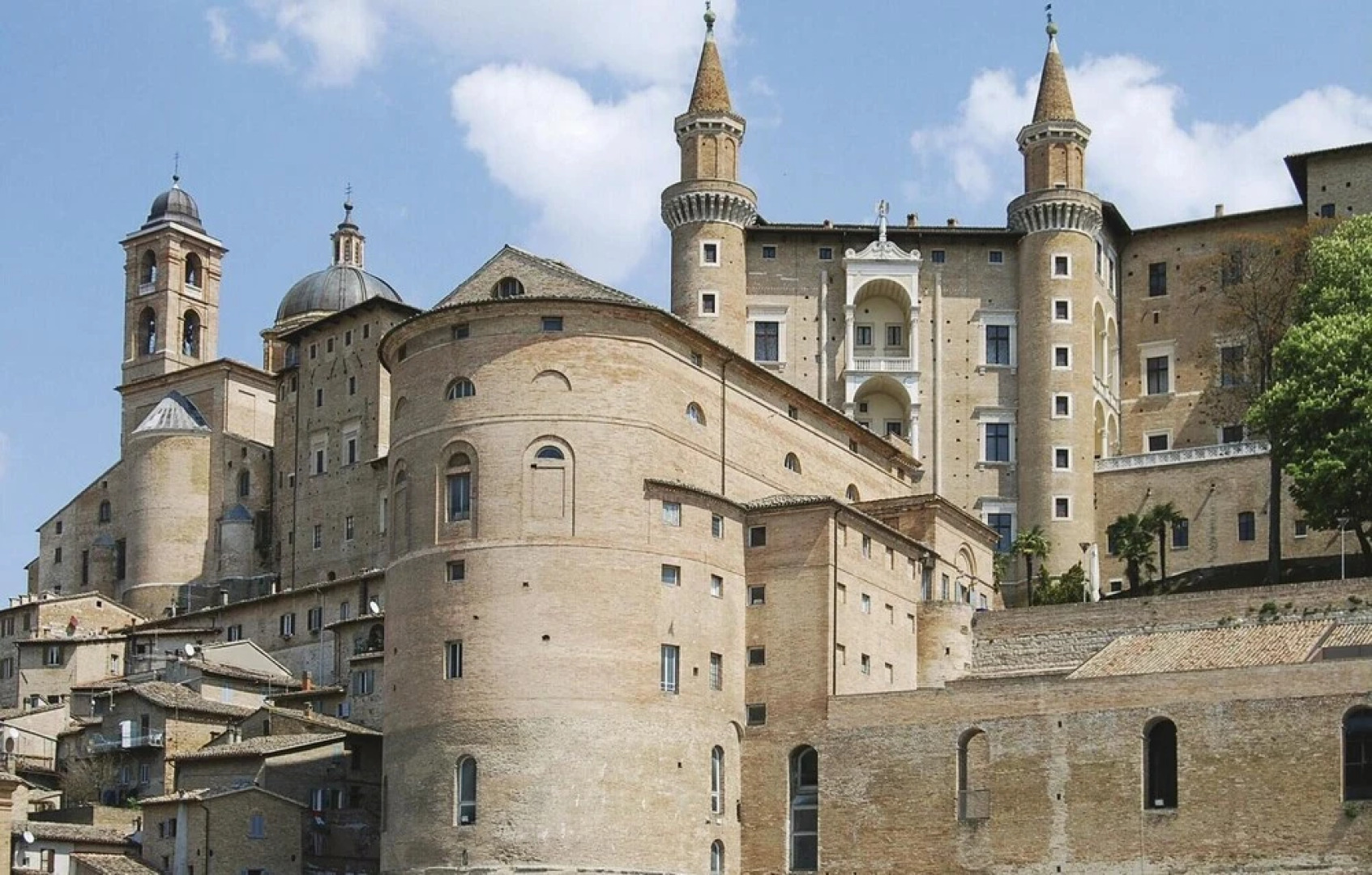 Stunning Apartment in Montefelcino With 2 Bedrooms