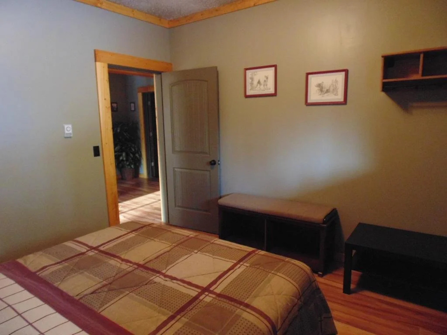 TimberWolf Lodge B&B