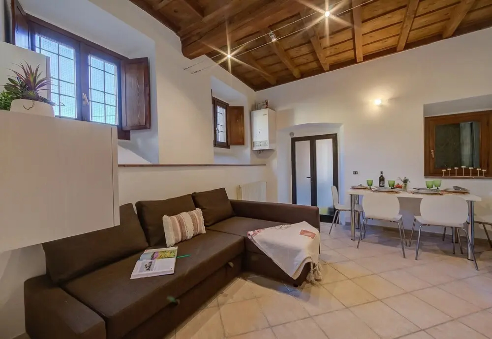 Alla Corte Di Angera