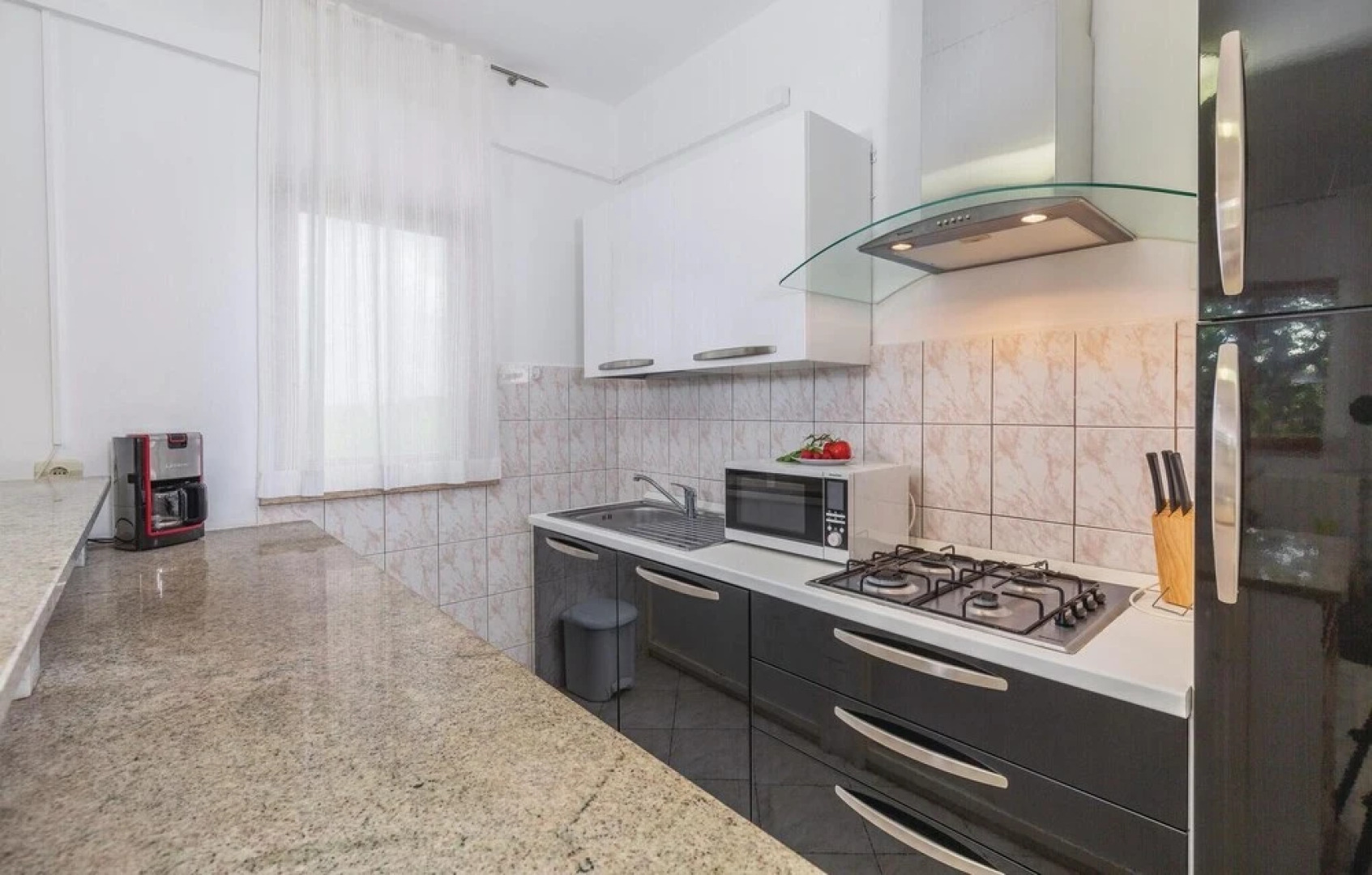 Amazing Home in Labin with WiFi, 7 Bedrooms & Hot Tub