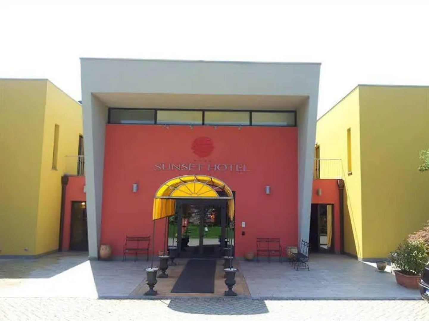 Sunset Hotel
