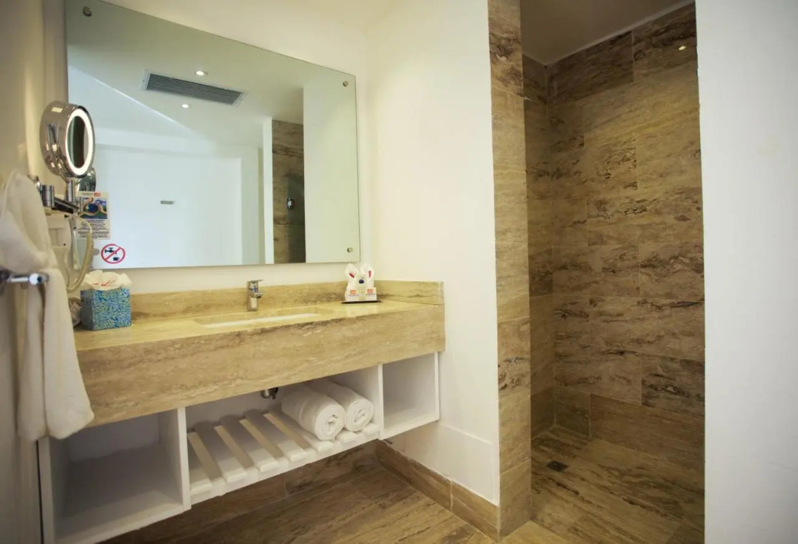 Viva Fortuna Beach by Wyndham, A Trademark All Inclusive