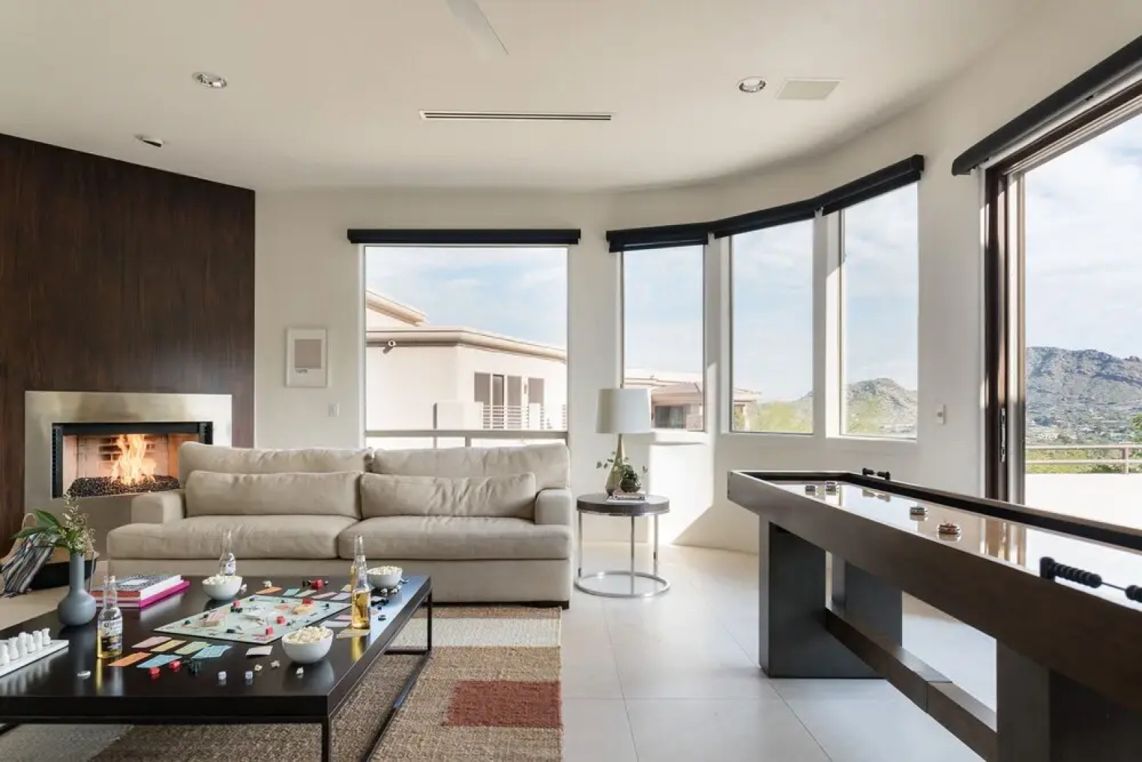 Apollo by AvantStay 6BR Private Desert Oasis with Pool Hot Tub Movie Room