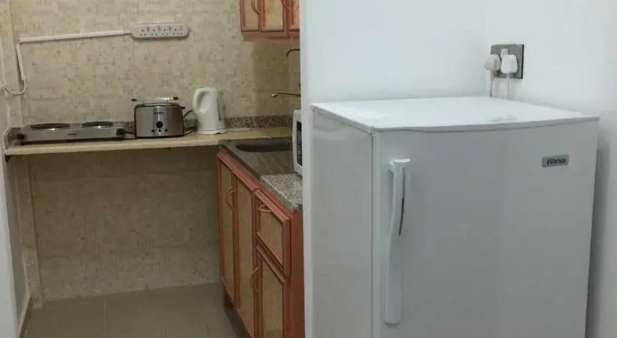 The Gulf Hotel Flats Est