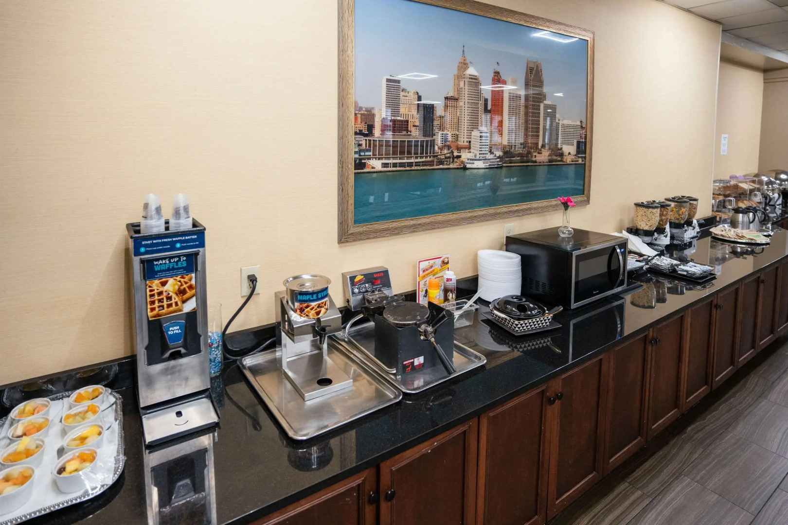 Clarion Hotel Detroit Metro Airport