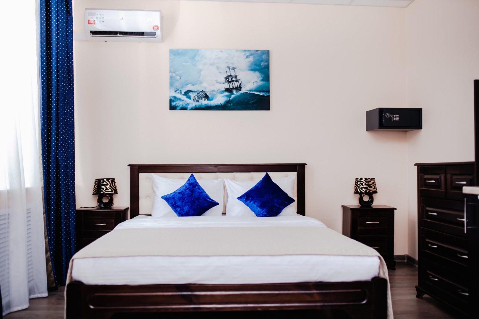 Business lounge hotel (Бизнес Лаундж Отель)