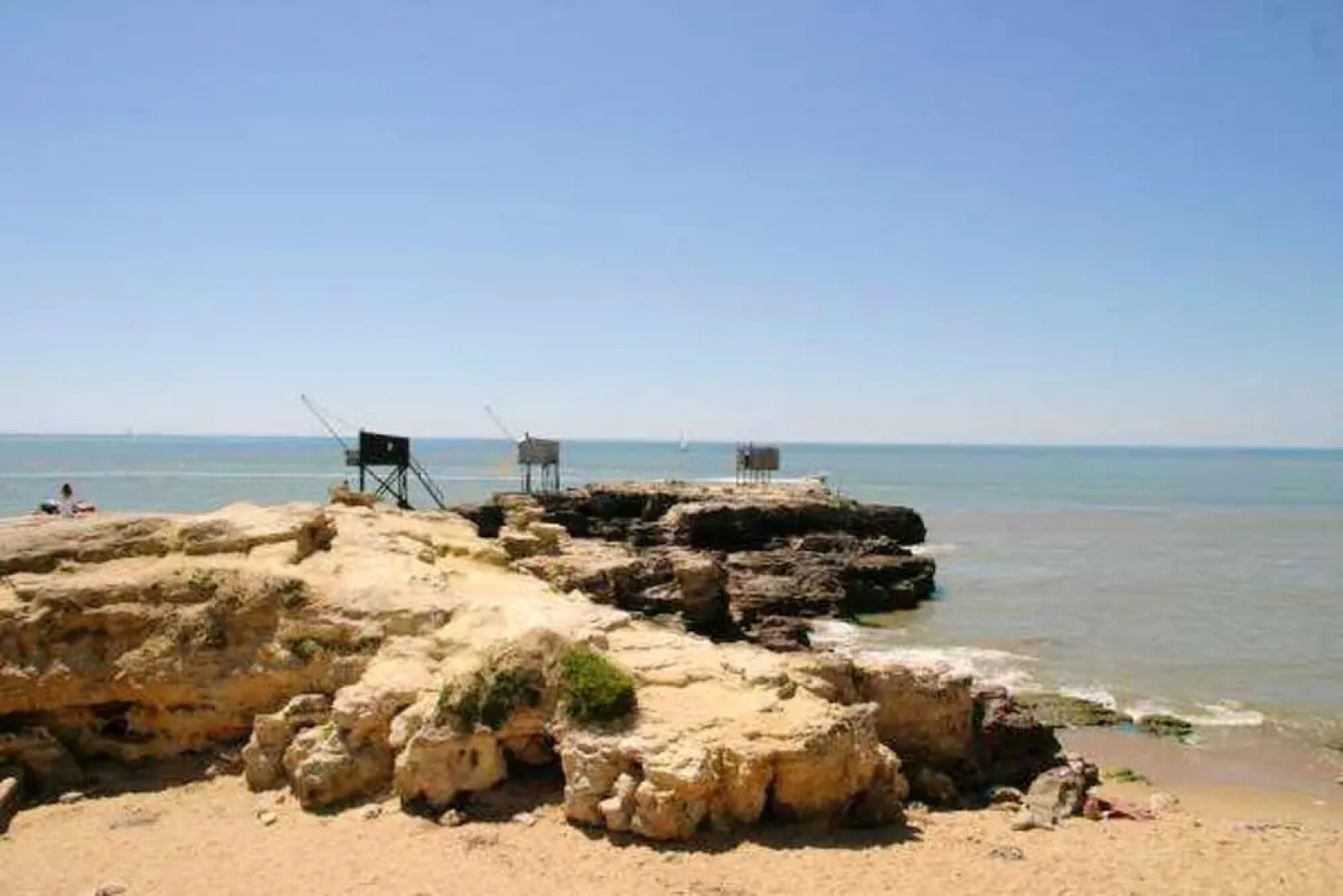 House With 2 Bedrooms in Vaux-sur-mer, With Pool Access, Enclosed Gard