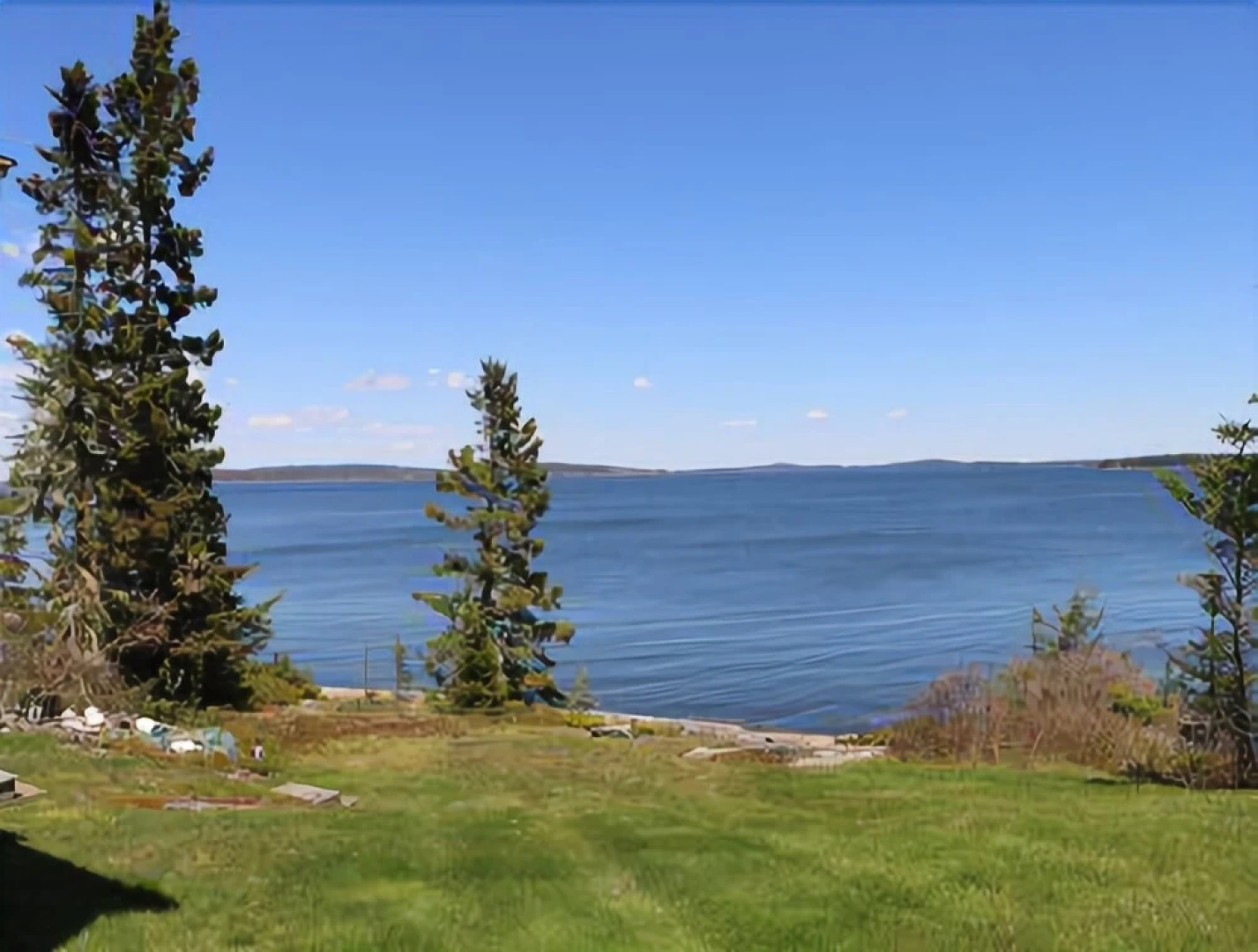 Barnacle on Flye Point - Three Bedroom Home