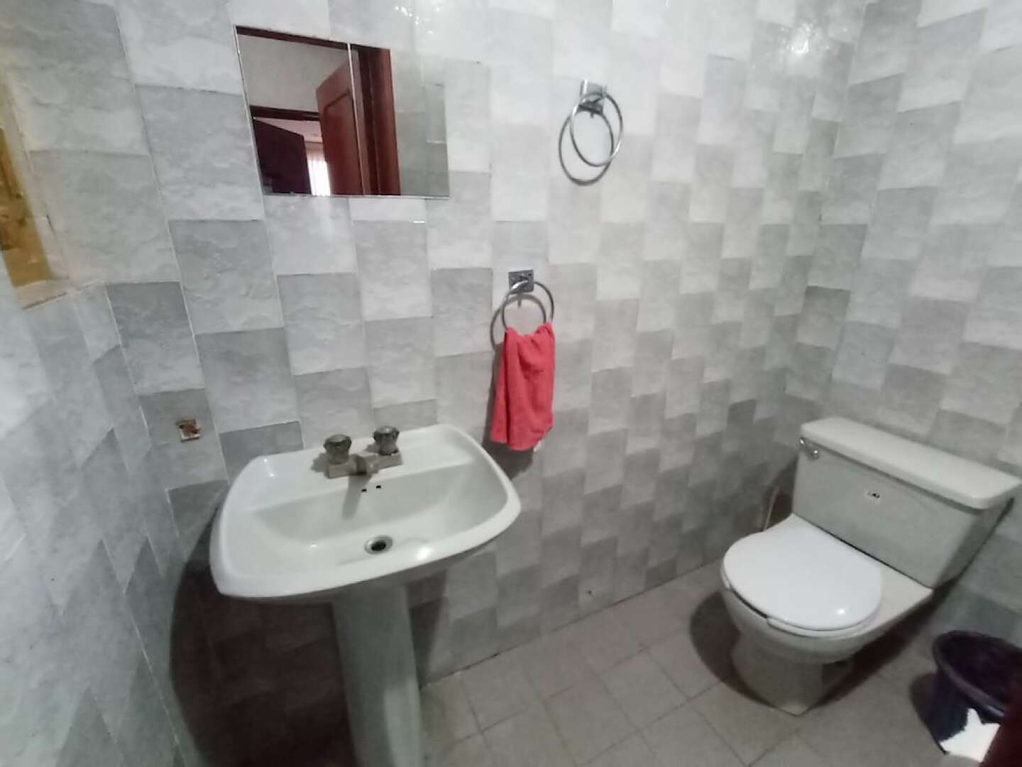 Toluca Centrica House