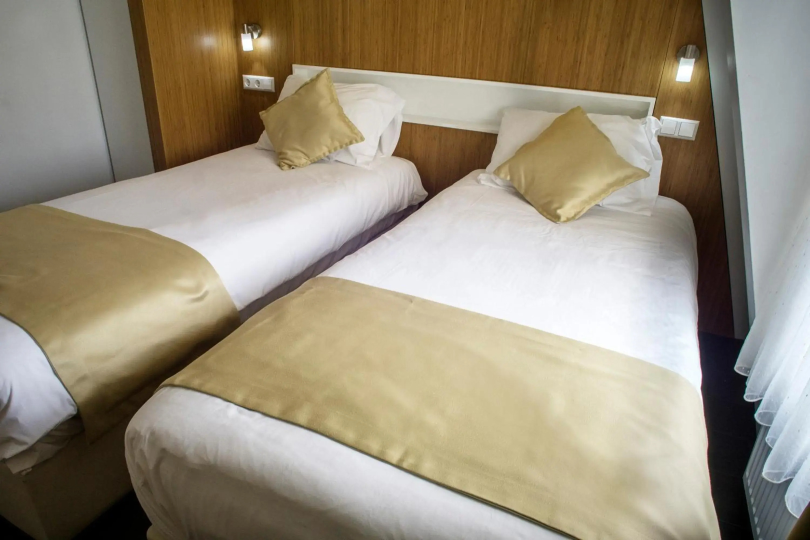 Hotel Larende