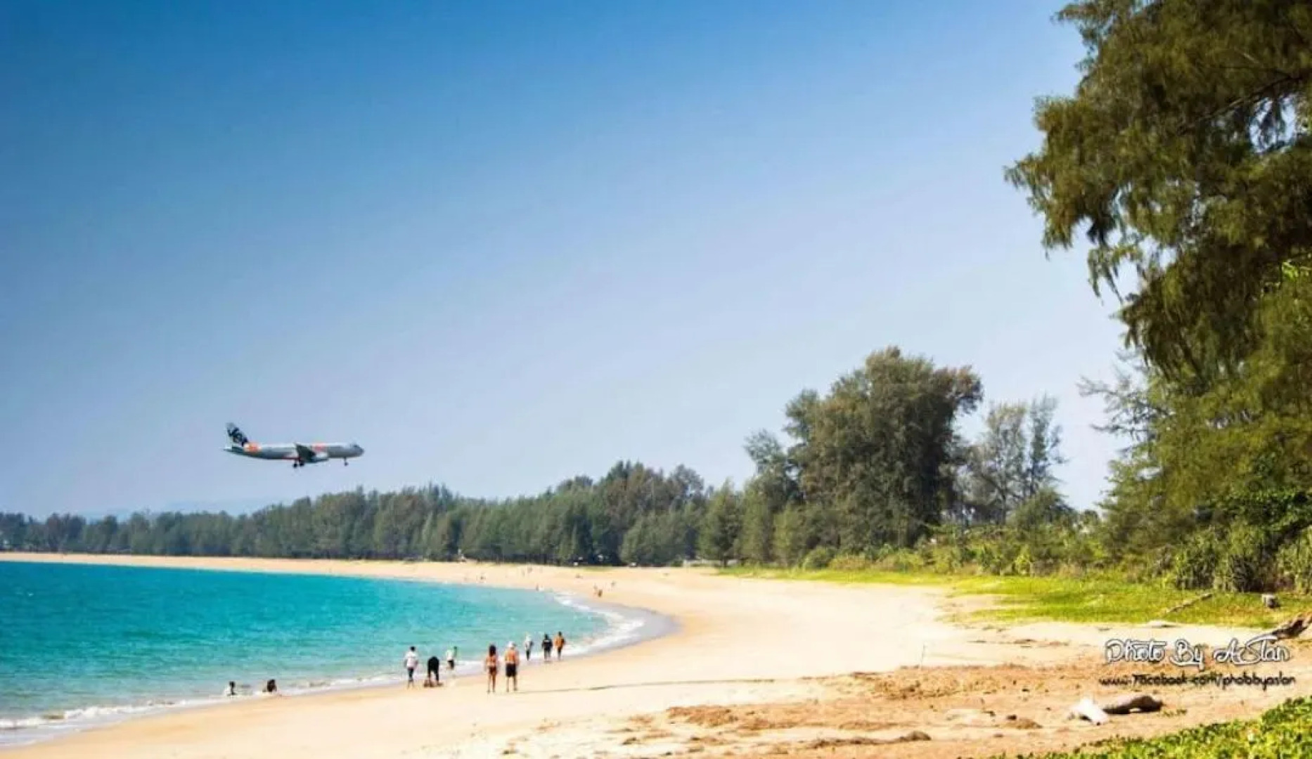 Vacation Time House by ZUZU