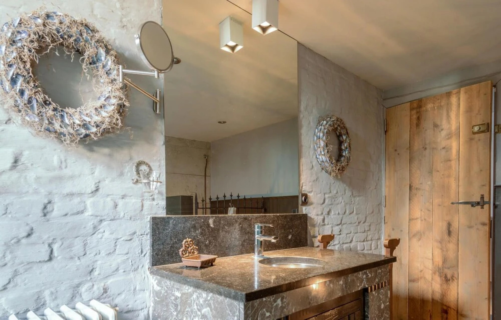 Amazing Home in Wijtschate With 3 Bedrooms and Wifi